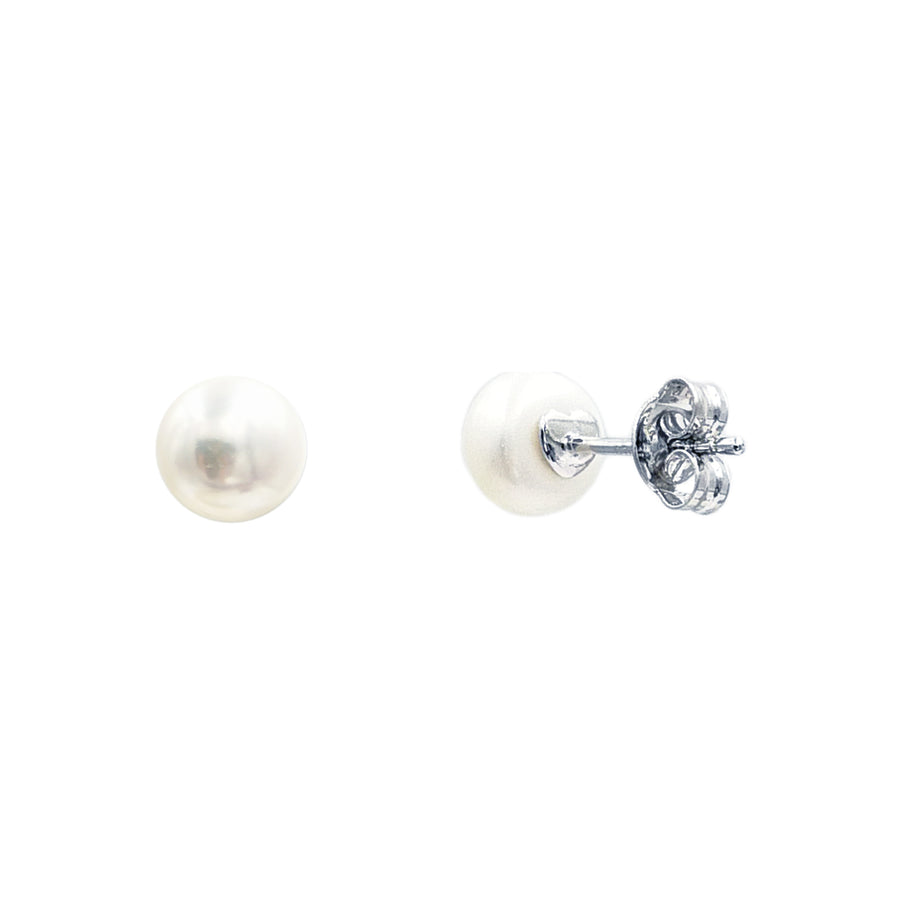 MEDIUM PEARLICIOUS STUDS